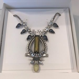 Stella & Dot Eclipse Pendant necklace